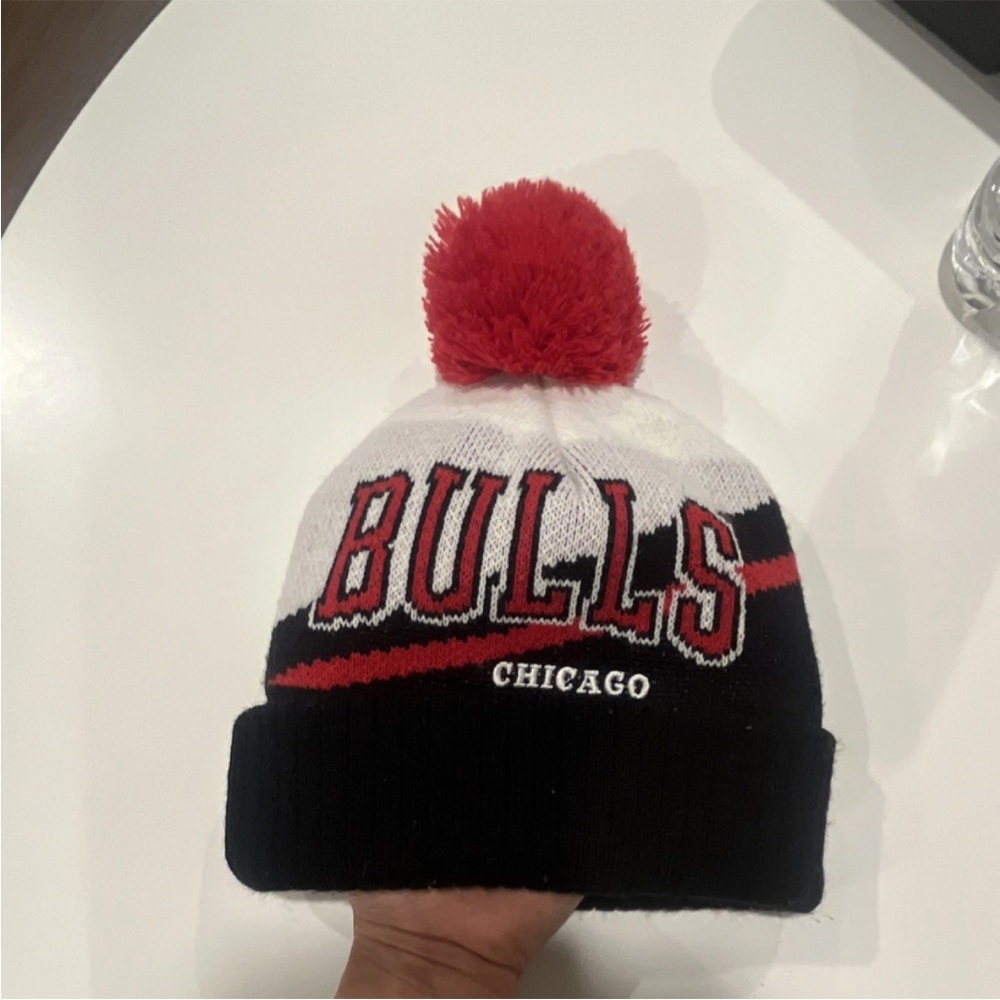 NBA Bulls Youth Beanie - Red, Black, White